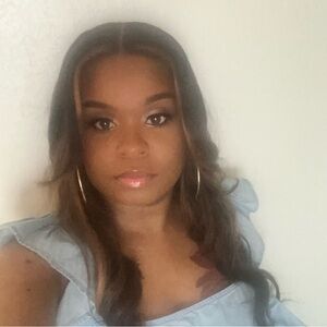 Meet your Posher, Kreshea